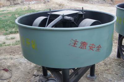 碾輪式混砂機(jī)