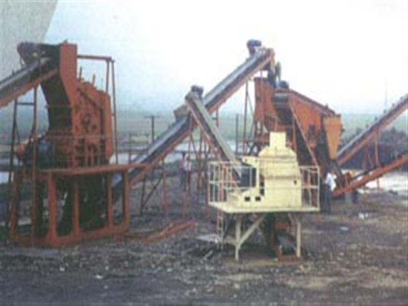 砂石線(xiàn)生產(chǎn)現(xiàn)場(chǎng) 砂石線(xiàn)生產(chǎn)現(xiàn)場(chǎng)